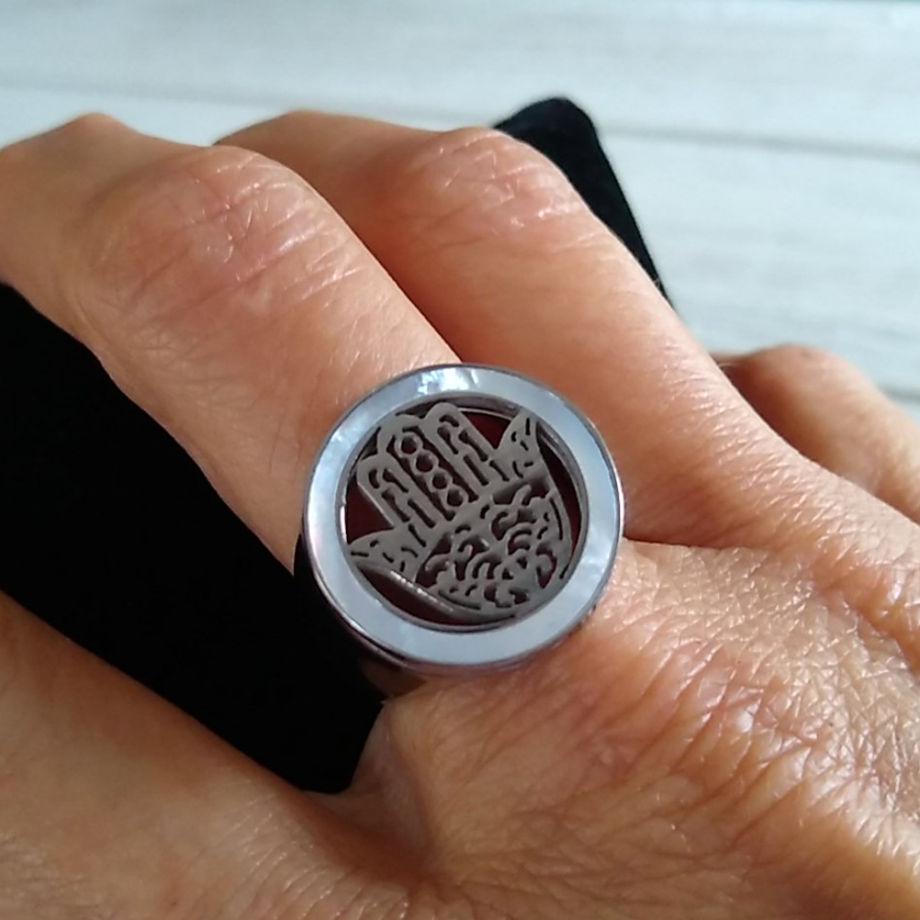 Stainless Steel/Hamsa Cutout/Size #8/Ring